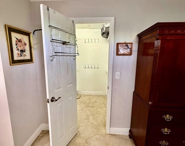 916 Savannas Point Drive - Photo Thumbnail 26