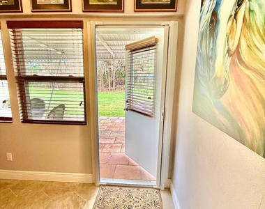 916 Savannas Point Drive - Photo Thumbnail 36