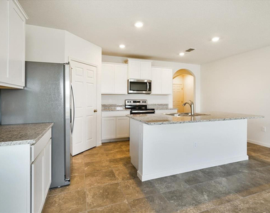 10695 Sw Prato Way - Photo Thumbnail 10