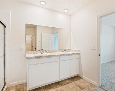 10695 Sw Prato Way - Photo Thumbnail 16
