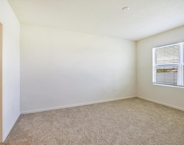 10695 Sw Prato Way - Photo Thumbnail 17