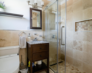 1724 37th Street - Photo Thumbnail 8