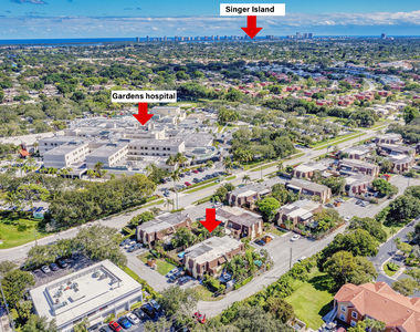 3530 E Gardens East Drive E - Photo Thumbnail 38