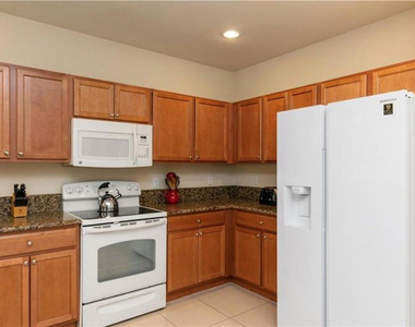 4658 Monarch Way - Photo Thumbnail 15