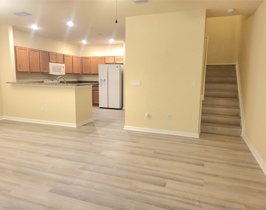 4658 Monarch Way - Photo Thumbnail 9