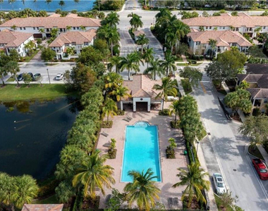 4658 Monarch Way - Photo Thumbnail 33