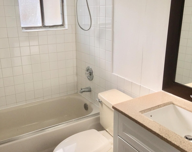 139 Sparrow Drive - Photo Thumbnail 15