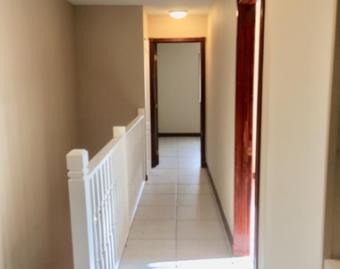 139 Sparrow Drive - Photo Thumbnail 8