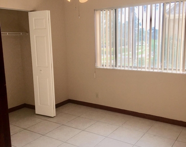 139 Sparrow Drive - Photo Thumbnail 14