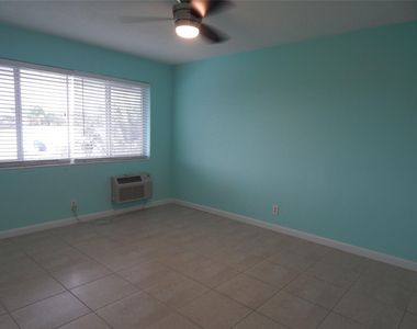 3220 Bayview Drive - Photo Thumbnail 15