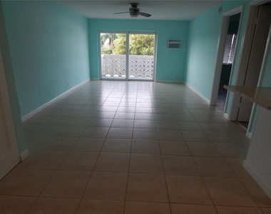 3220 Bayview Drive - Photo Thumbnail 6