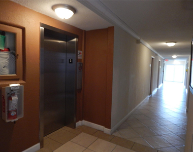 3220 Bayview Drive - Photo Thumbnail 18