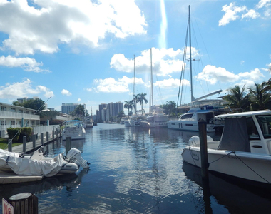 3220 Bayview Drive - Photo Thumbnail 20