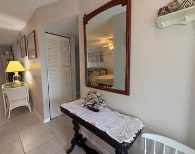 108 Ne 20th Avenue Ne - Photo Thumbnail 5