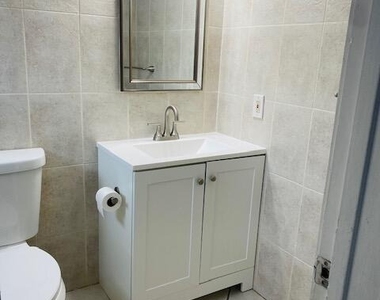 2837 Ne 30th Street - Photo Thumbnail 5
