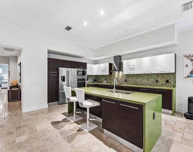 7616 Old Thyme Court - Photo Thumbnail 8