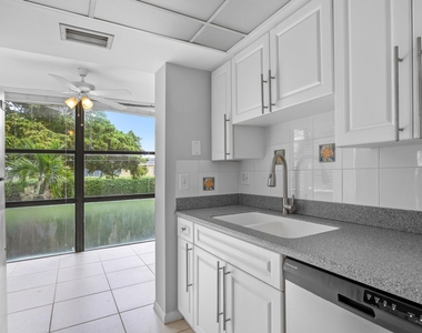 1120 Homewood Boulevard - Photo Thumbnail 4