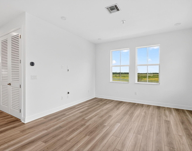 7932 Sw Ann Street - Photo Thumbnail 24