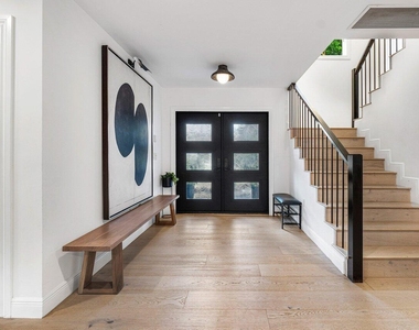 783 Toledo Drive - Photo Thumbnail 3