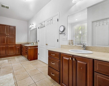 783 Toledo Drive - Photo Thumbnail 23