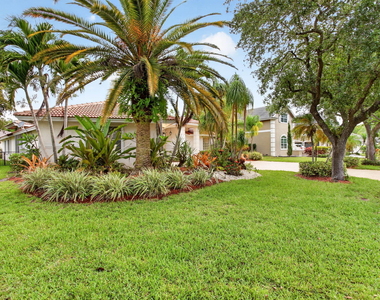 10251 Nw 62nd Drive - Photo Thumbnail 6