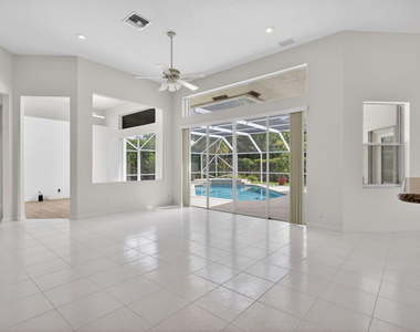 10251 Nw 62nd Drive - Photo Thumbnail 25