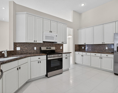 10251 Nw 62nd Drive - Photo Thumbnail 22