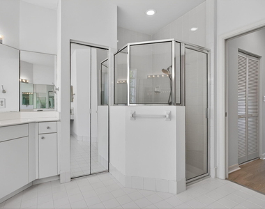 10251 Nw 62nd Drive - Photo Thumbnail 19