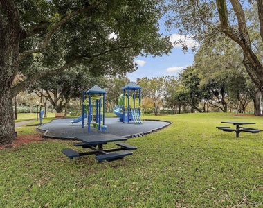 10251 Nw 62nd Drive - Photo Thumbnail 47