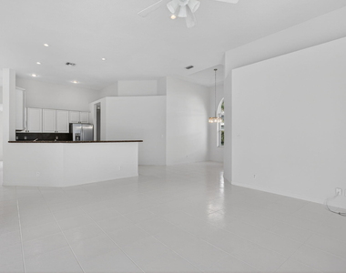 10251 Nw 62nd Drive - Photo Thumbnail 28
