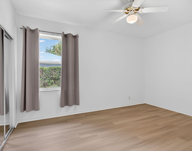 10251 Nw 62nd Drive - Photo Thumbnail 34