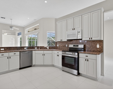 10251 Nw 62nd Drive - Photo Thumbnail 21