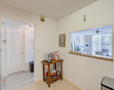 7081 Environ Boulevard - Photo Thumbnail 15