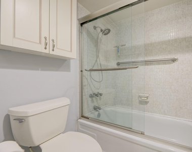 7081 Environ Boulevard - Photo Thumbnail 22