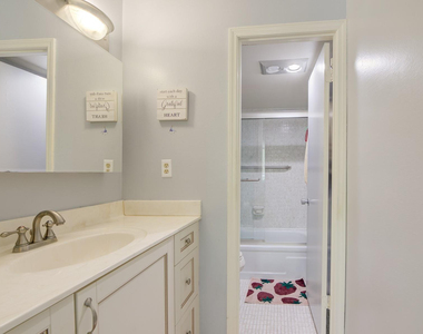 7081 Environ Boulevard - Photo Thumbnail 21