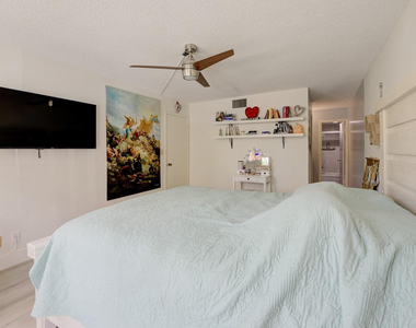 7081 Environ Boulevard - Photo Thumbnail 19