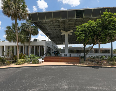 7081 Environ Boulevard - Photo Thumbnail 34