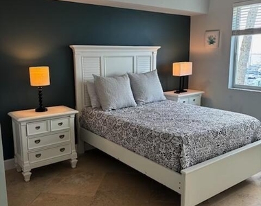 875 Nw Flagler Avenue - Photo Thumbnail 8