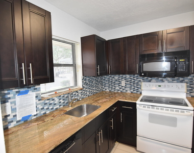 21895 Lake Forest Circle - Photo Thumbnail 1
