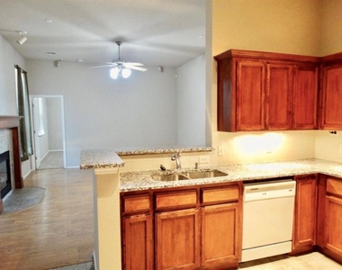 3301 Buckingham Place - Photo Thumbnail 6