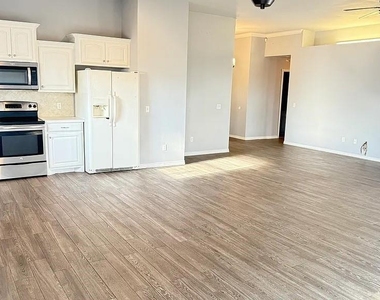11000 Sw 8th Street - Photo Thumbnail 1