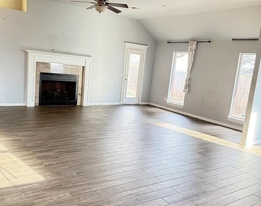 11000 Sw 8th Street - Photo Thumbnail 3