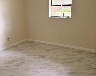 116 Seminole Lane - Photo Thumbnail 8