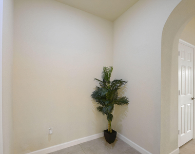 10385 Wellington Parc Drive - Photo Thumbnail 15