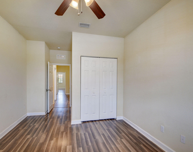10385 Wellington Parc Drive - Photo Thumbnail 33