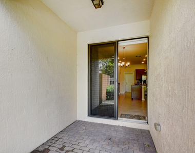 10385 Wellington Parc Drive - Photo Thumbnail 35