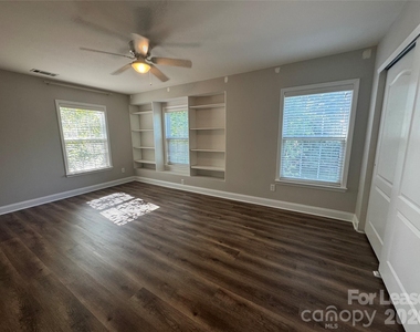 10921 Rousay Road - Photo Thumbnail 13