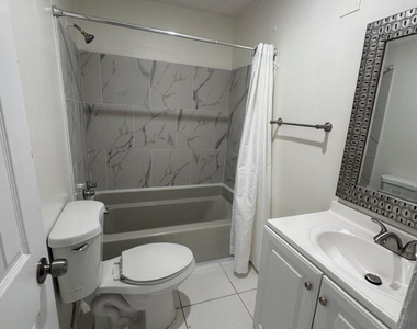 804 Orange Avenue - Photo Thumbnail 5