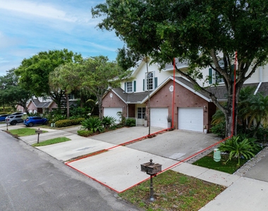 129 Spruce Street - Photo Thumbnail 13