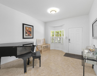 129 Spruce Street - Photo Thumbnail 48